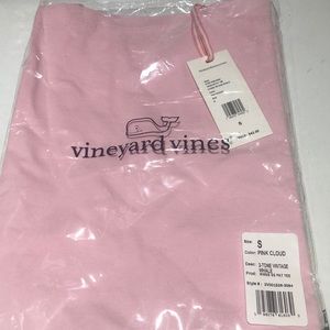 NWT Vineyard Vines women’s size s pink logo shirt sleeve t shirt